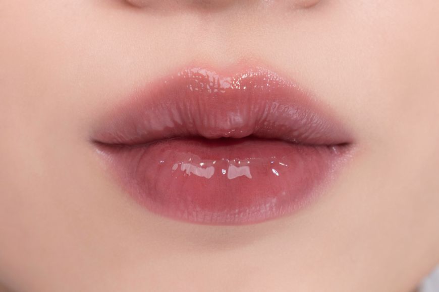 Глянцевый тинт с оттенком винограда Rom&nd Juicy Lasting Tint #25 Bare Grape 125 фото