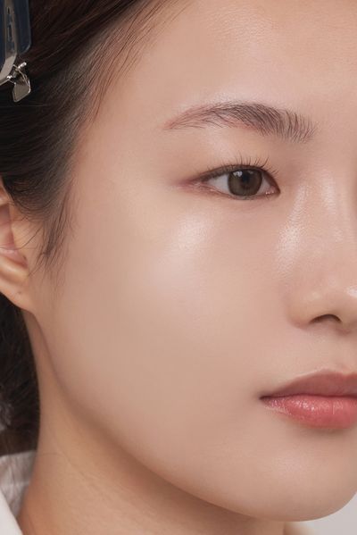 Увлажняющий кушон Rom&nd Bare Water Cushion  04 Beige 23 SPF38 PA++++ 1404 фото