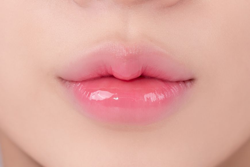 Бальзам у рожевому відтінку Rom&nd Glasting Melting Balm #02 Lovey Pink 802 фото