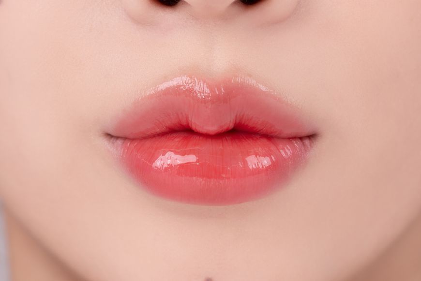 Бальзам у ягідному відтінку Rom&nd Glasting Melting Balm #04 Hippie Berry 804 фото